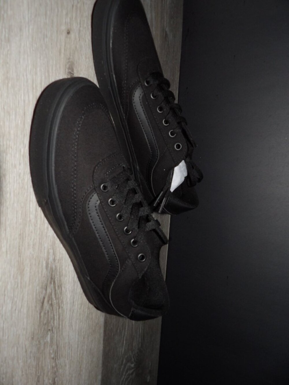 Vans Brooklyn L's size 10 all black